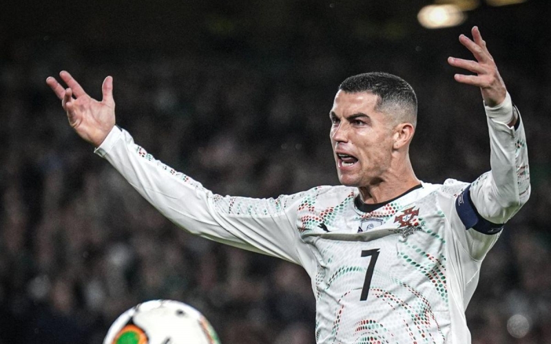 Ronaldo nhận đòn giáng mạnh trước thềm World Cup