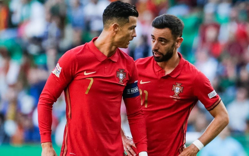 Bruno Fernandes công khai nói Ronaldo sai lầm