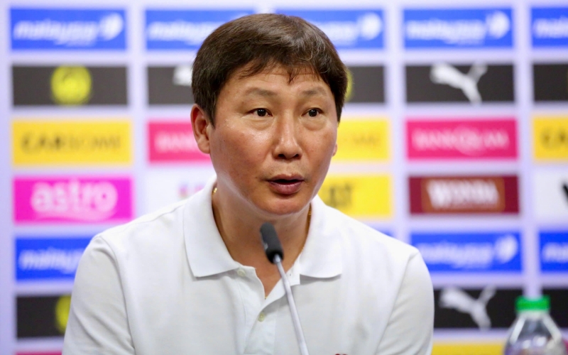 HLV Kim Sang Sik tạm chia tay ĐT Việt Nam sau FIFA Days