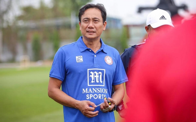 TPHCM chia tay thuyền trưởng, mời HLV châu Âu về làm việc