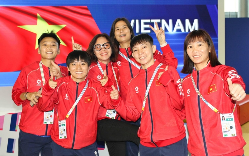 HLV tuyển futsal nữ Việt Nam chỉ ra điểm yếu trước trận bán kết