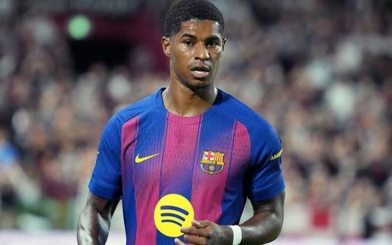 Rashford lên tiếng sau khi bị HLV Hansi Flick kỷ luật tại Barca