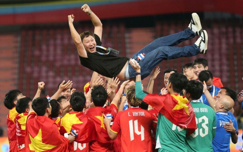 AFC sửng sốt với màn ngược dòng kinh điển của Việt Nam ở SEA Games