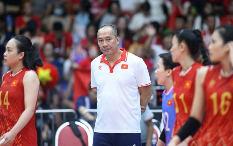 HLV Nguyễn Tuấn Kiệt: 'Ronaldo còn hỏng phạt đền, làm sao trách được VĐV của tôi'