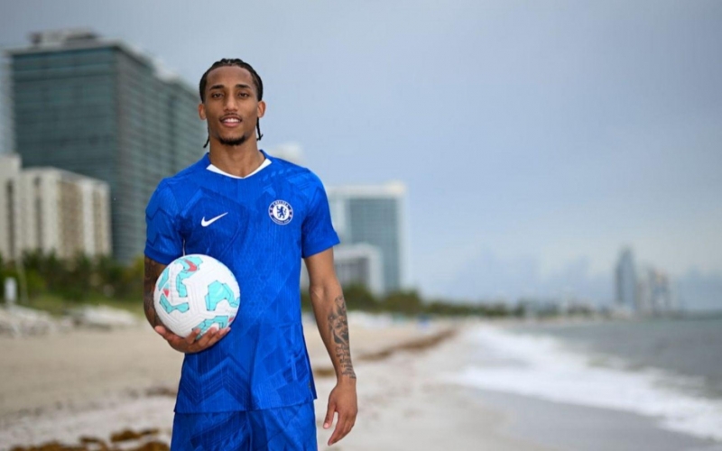 CHÍNH THỨC: Chelsea sở hữu 'máy săn bàn' người Brazil