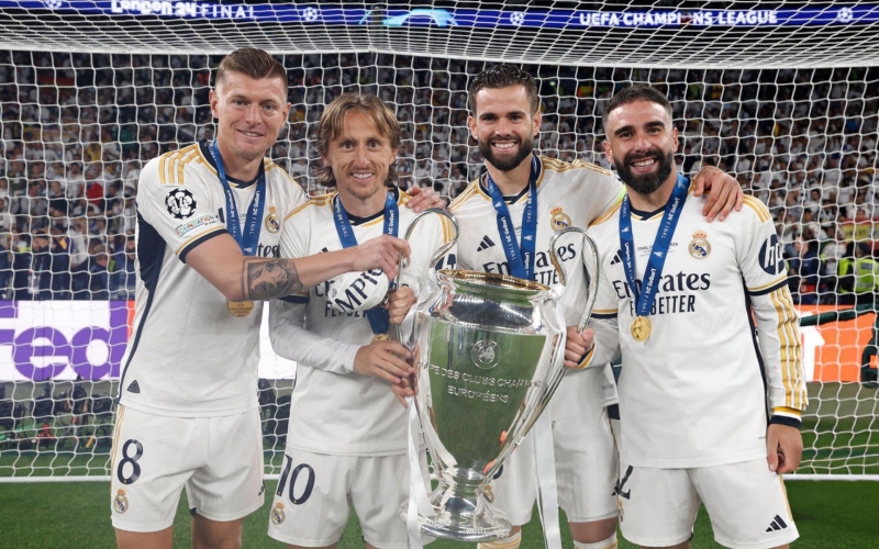 Real ký hợp đồng cầu thủ 6 lần vô địch Champions League