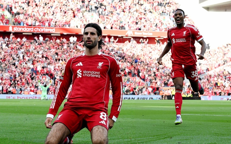 Liverpool đánh bại Arsenal nhờ siêu phẩm đá phạt