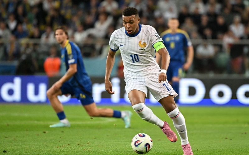 Trực tiếp Pháp vs Iceland, 1h45 hôm nay 10/9