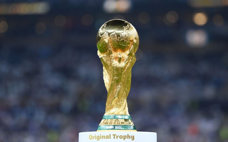 UEFA họp khẩn, cấm 1 đội tuyển châu Âu dự World Cup