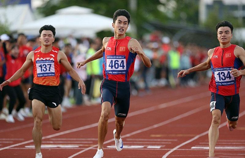 Nguyễn Văn Quyết: “Chàng trai 2003 chạy 100m dưới 10.6 giây”
