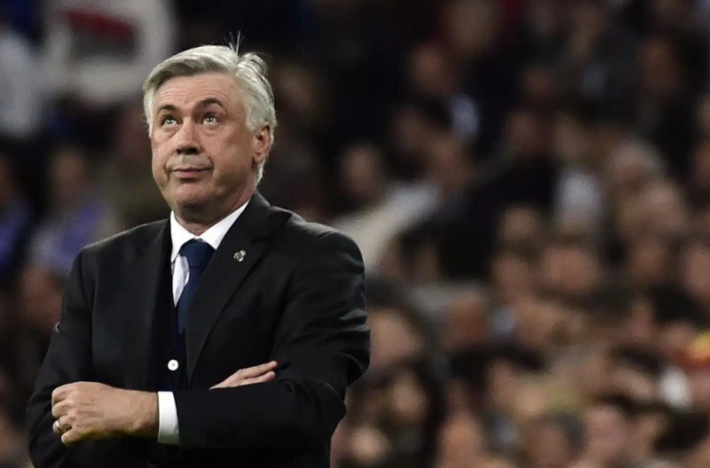 Ancelotti tuyên bố cứng sau trận thua Barcelona