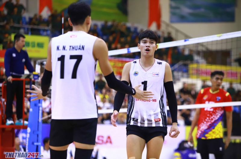 Hai cầu thủ bóng chuyền nam Việt Nam chắc suất dự SEA Games 33