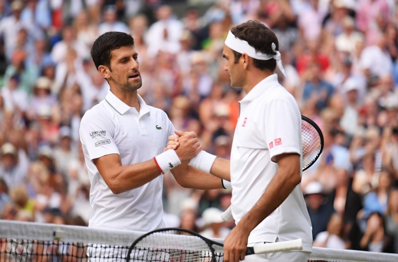Nadal: 'Federer ma thuật hơn Djokovic'
