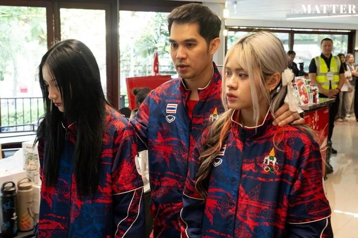 HLV Thái Lan thốt lên 1 điều về gian lận Liên quân Mobile