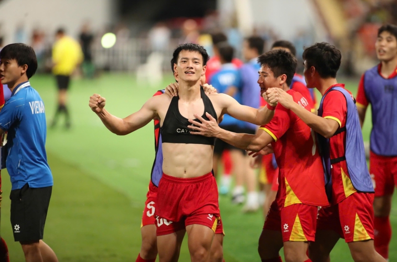 Đánh bại Thái Lan, U22 Việt Nam vô địch SEA Games 33