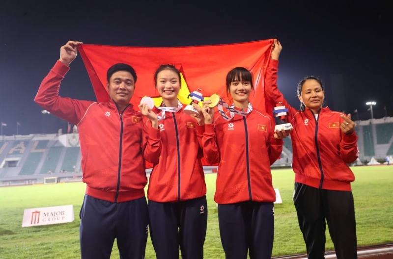Điền kinh Việt Nam nhận thưởng khủng 1 tỷ đồng ở SEA Games 33