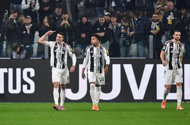 Juventus tìm lại niềm vui sau chuỗi 8 trận không thắng