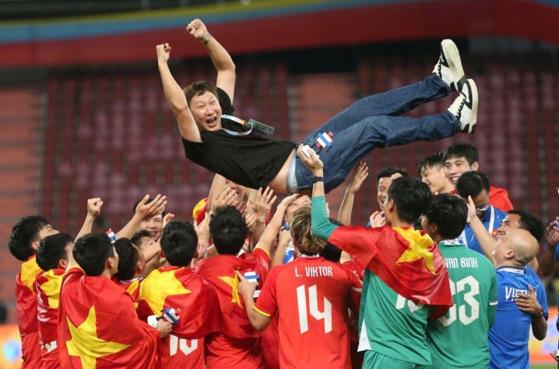 AFC sửng sốt với màn ngược dòng kinh điển của Việt Nam ở SEA Games