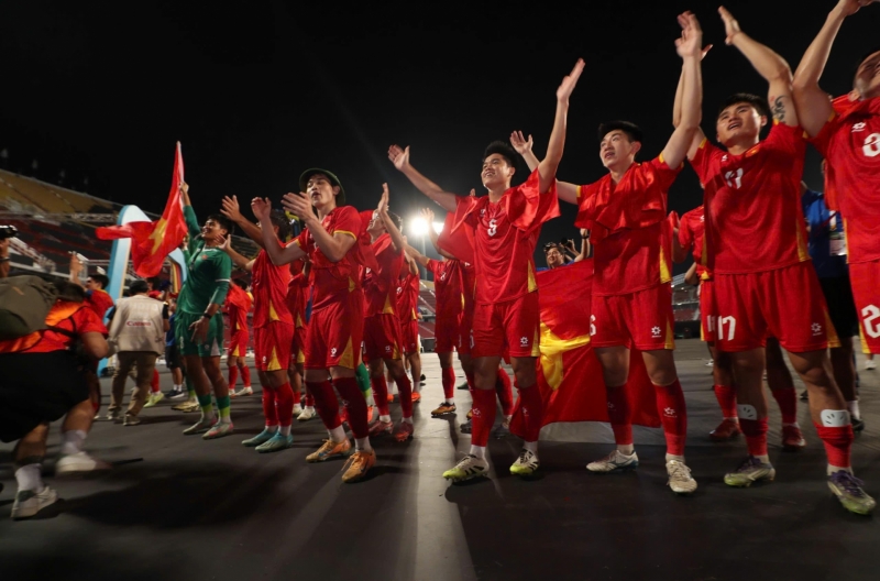 Báo Indonesia: 'Bóng đá Việt Nam là chuẩn mực của khu vực'