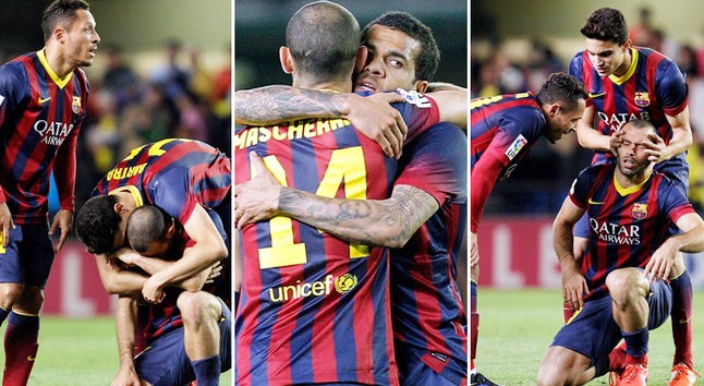Barca thắng, Mascherano vẫn khóc nức nở ngay trên sân