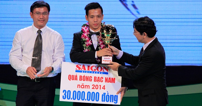 QBV 2015: Văn Quyết tin tưởng sẽ đổi màu bóng Bạc
