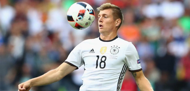 Toni Kroos bất ngờ nói về tương lai