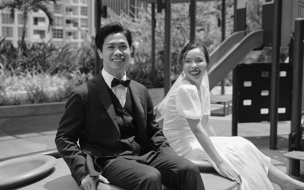 Quà cưới đặc biệt của Công Phượng dành cho khách mời
