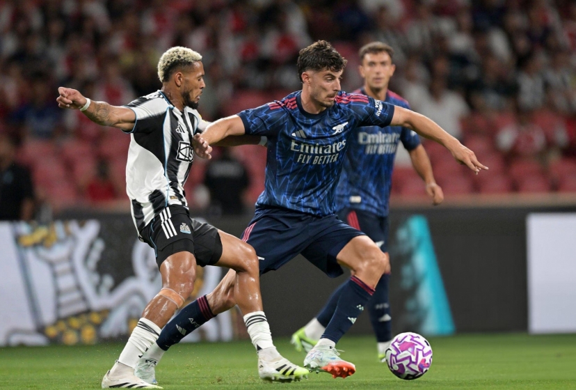 Rượt đổi nghẹt thở, Arsenal ngược dòng đánh bại Newcastle