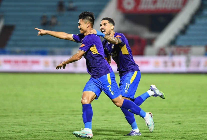 Trực tiếp Nam Định 1-1 Hà Nội: Rượt đuổi hấp dẫn