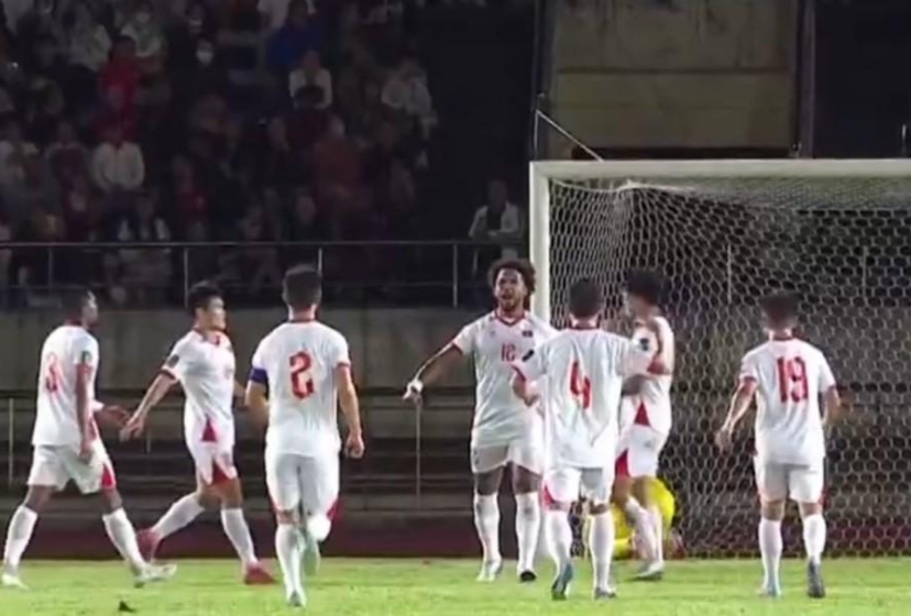 CĐV Lào thốt lên 1 điều khi thua Việt Nam