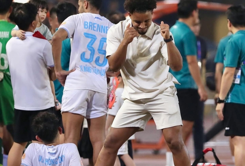 'May cho MU là Xuân Son không có mặt trên sân'