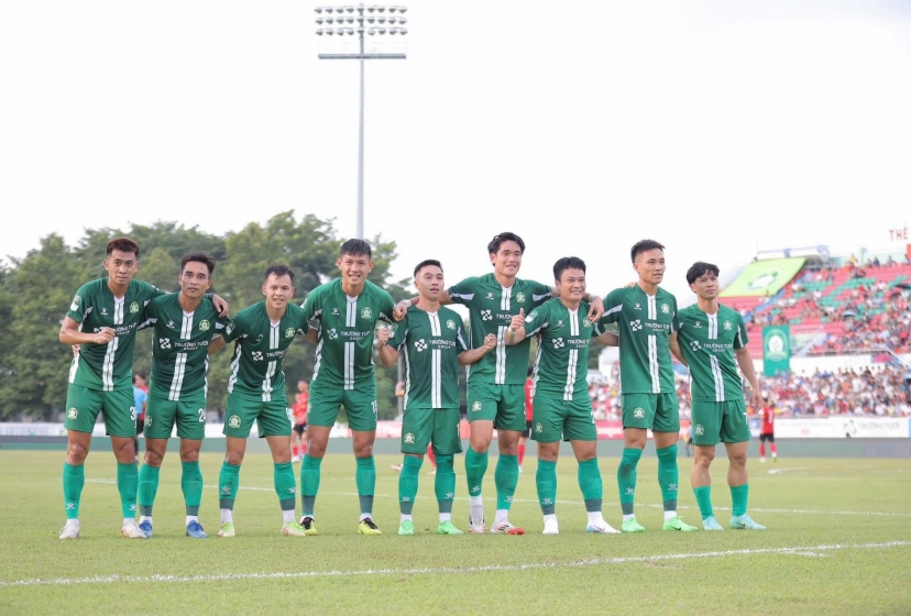 Đội của Công Phượng chính thức có vé play-off thăng hạng