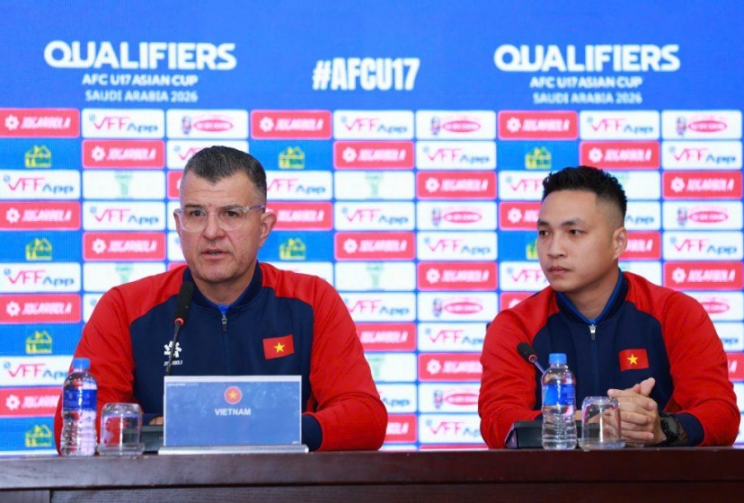 HLV Brazil quyết tâm đưa U17 Việt Nam tới VCK châu Á