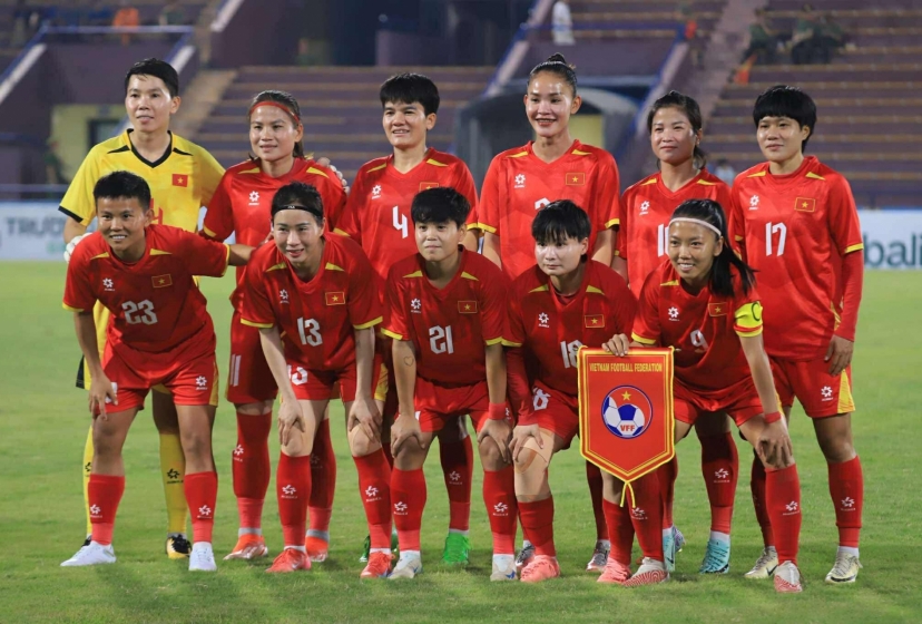 Bóng đá Việt Nam lại rộng cửa đi World Cup