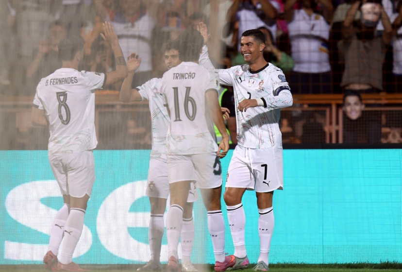 Ronaldo lập cú đúp, Bồ Đào Nha khởi đầu suôn sẻ tại VL World Cup