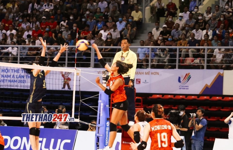 Thắng dễ Malaysia, Thái Lan chờ Việt Nam ở bán kết SEA Games 31