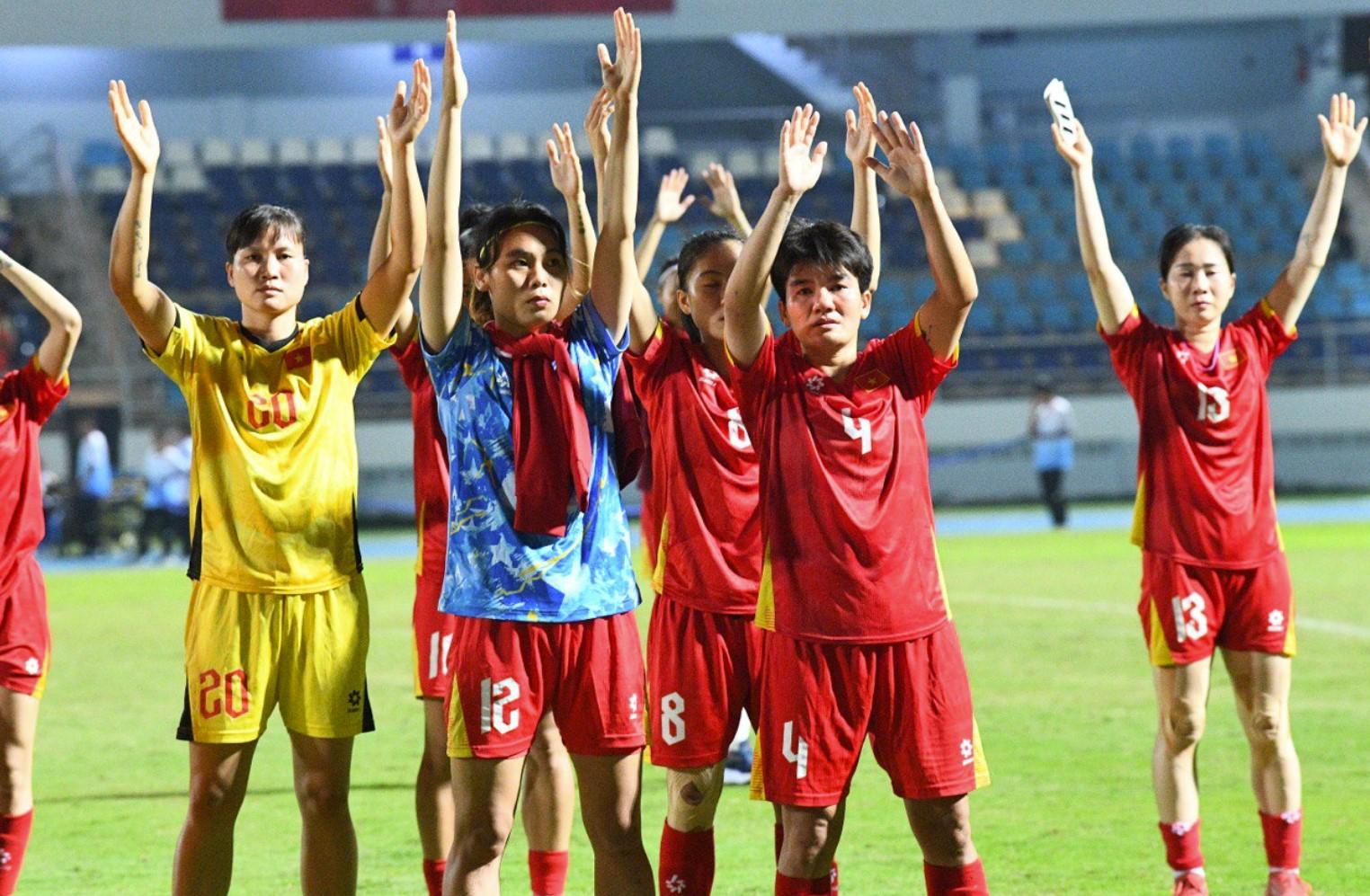 LĐBĐ Đông Nam Á lên tiếng về trận chung kết tranh cãi của ĐT nữ Việt Nam