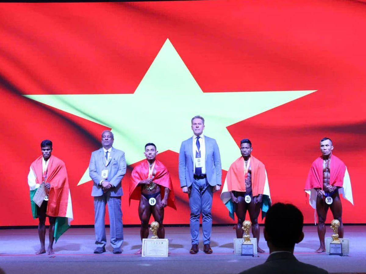 Phạm Văn Mách lần thứ 7 vô địch thế giới ở tuổi 49