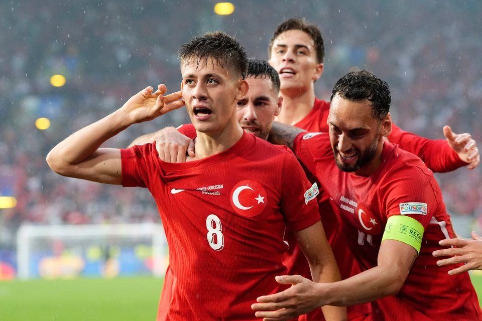 Không thể ghi bàn, Ronaldo bị Arda Guler vượt mặt tại Euro 2024 489589
