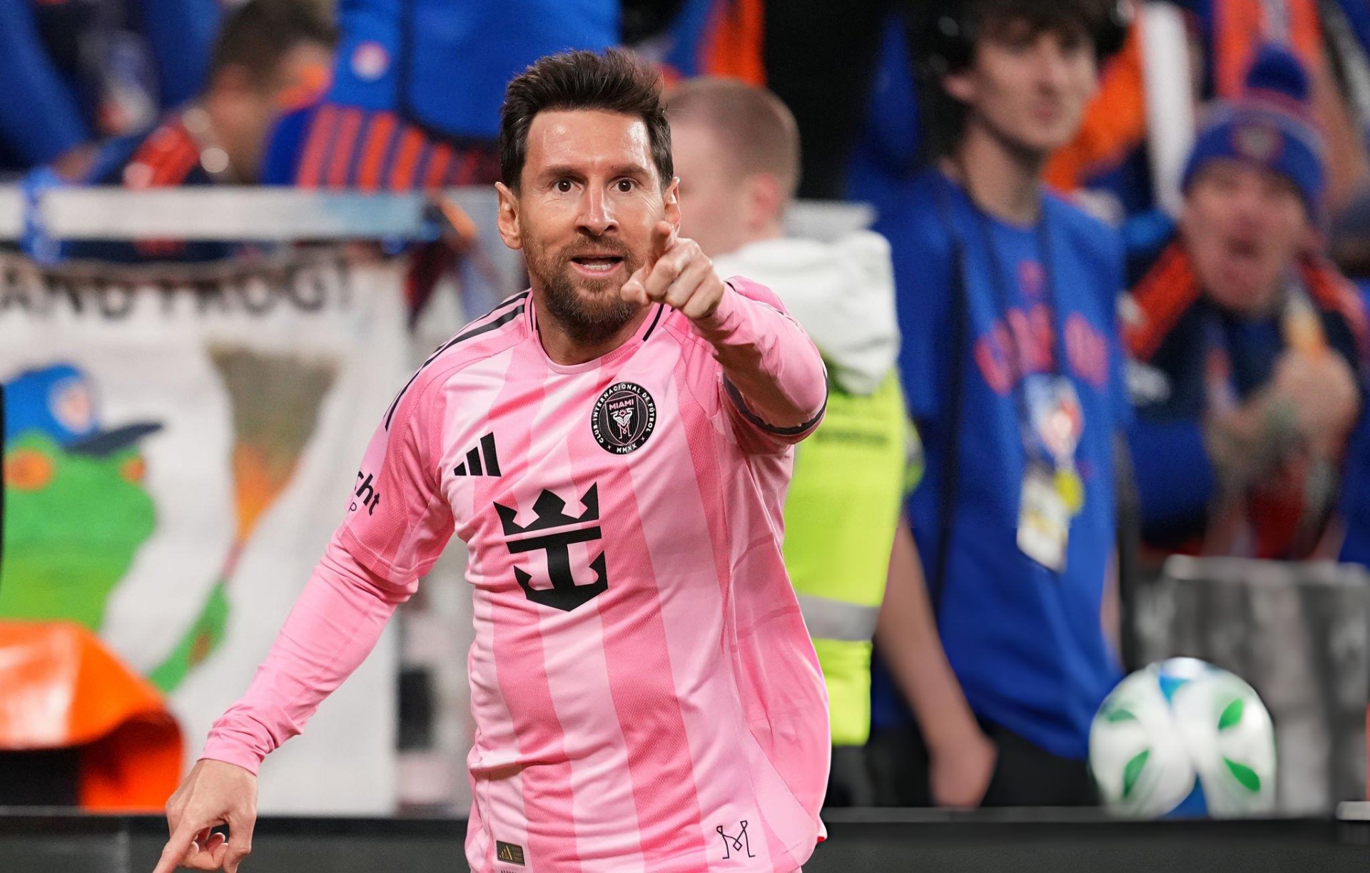 Messi đóng góp 4 bàn, Inter Miami vào chung kết MLS miền Đông