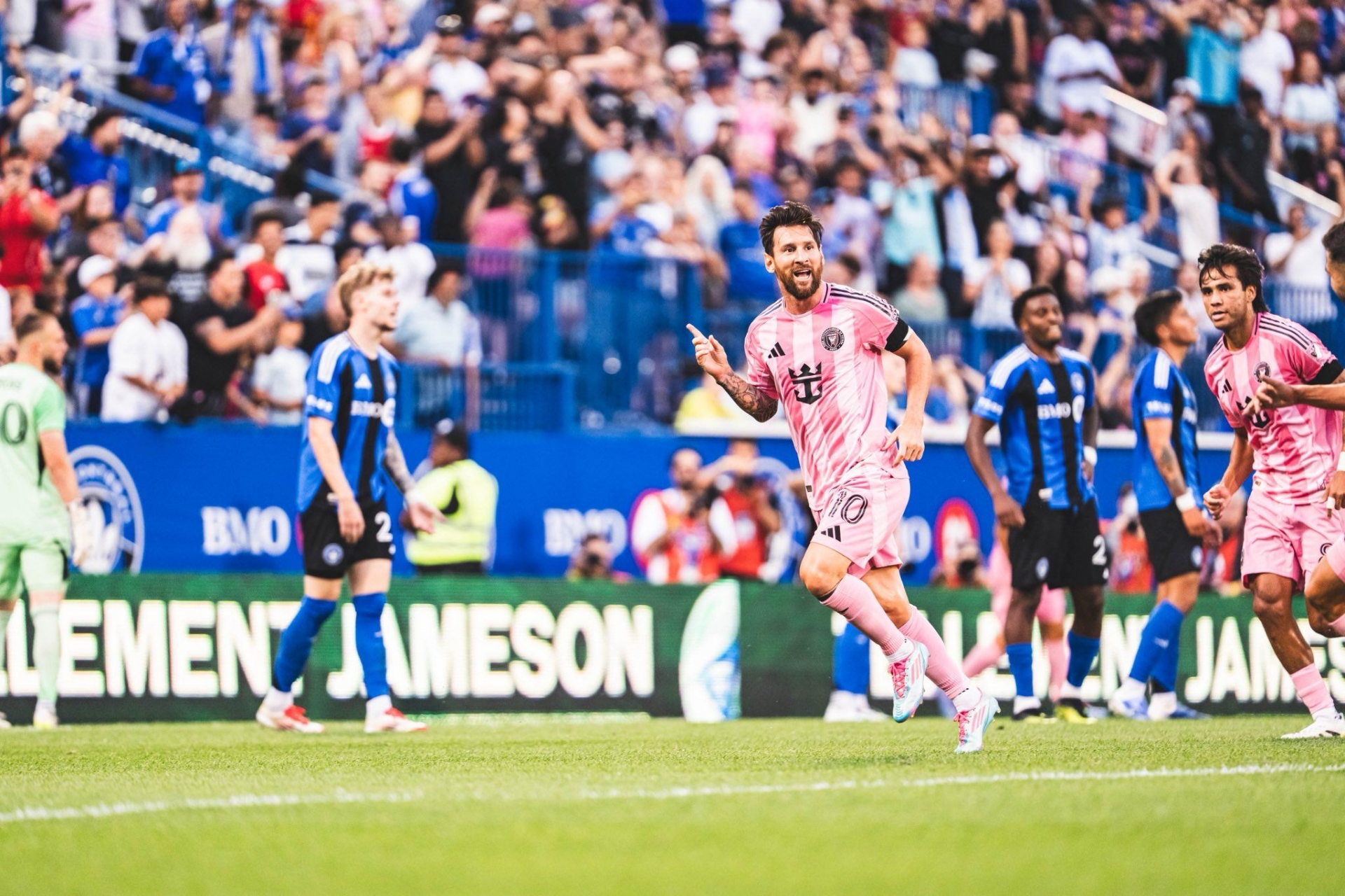 Trực tiếp Inter Miami vs DC United: Messi đá chính