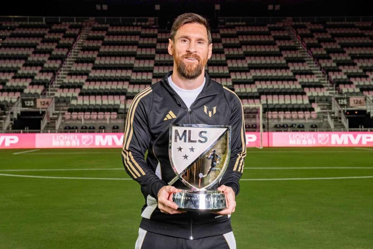 Vừa trở lại MLS, Messi lập tức nhận danh hiệu