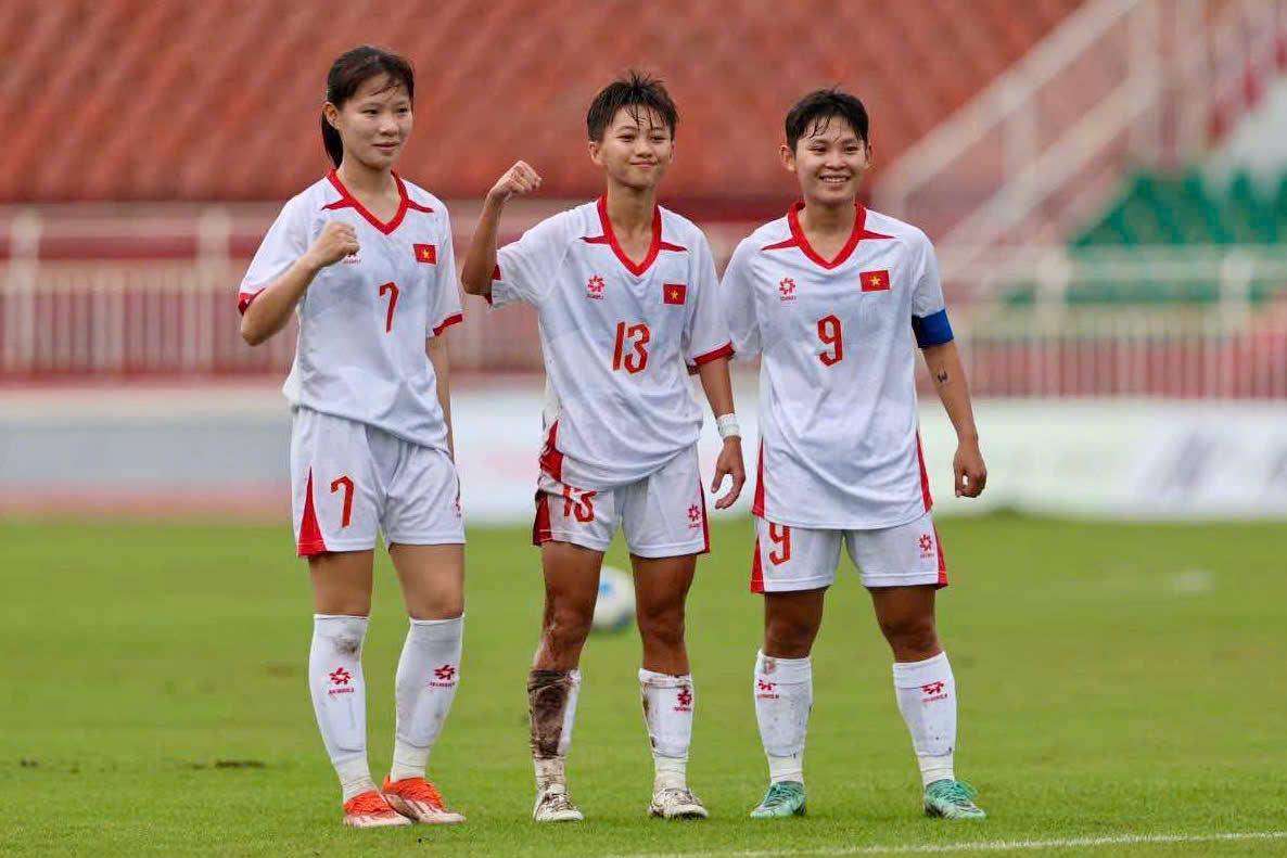 Thắng đậm Indonesia, Việt Nam gặp Thái Lan ở chung kết Đông Nam Á