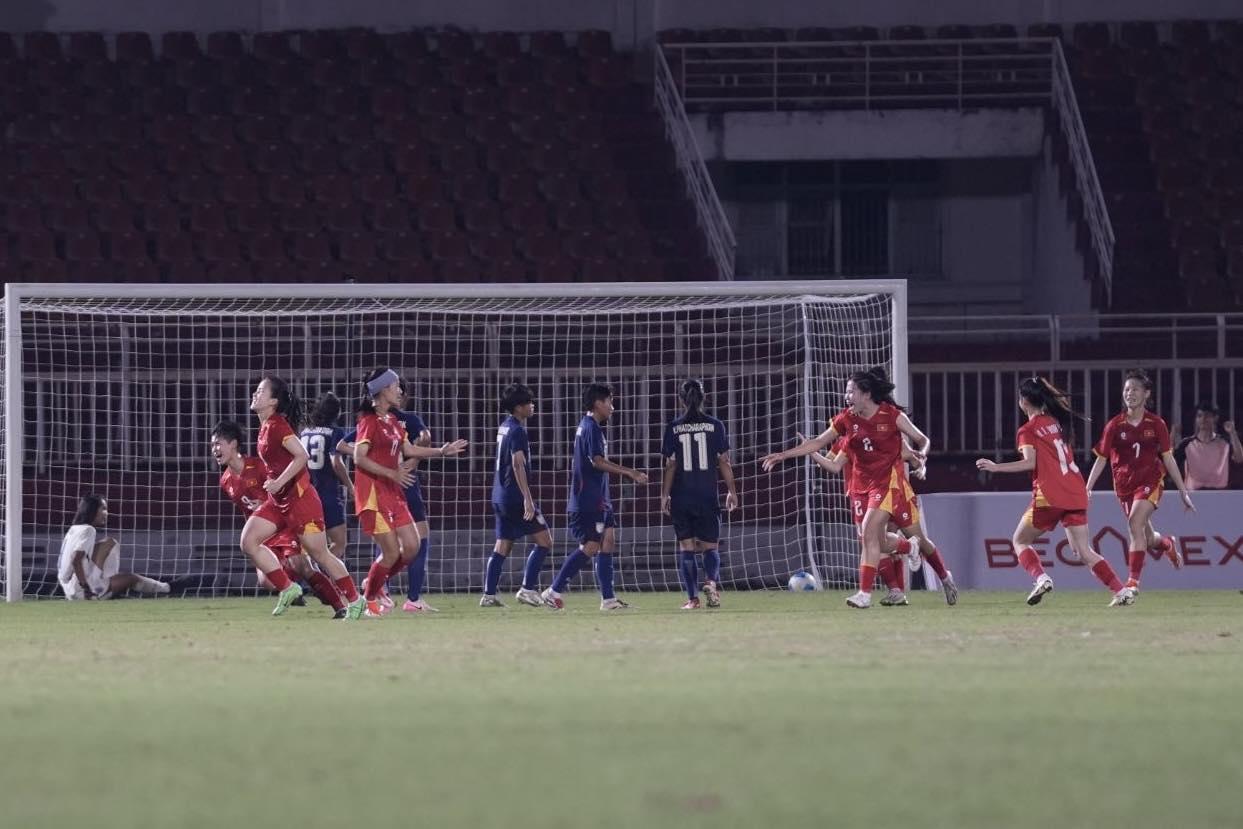 Trực tiếp U19 nữ Việt Nam 1-3 Thái Lan: Quá khó