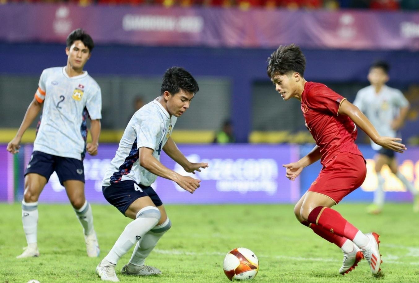 Trực tiếp U23 Việt Nam 0-0 U23 Lào: Làm chủ thế trận