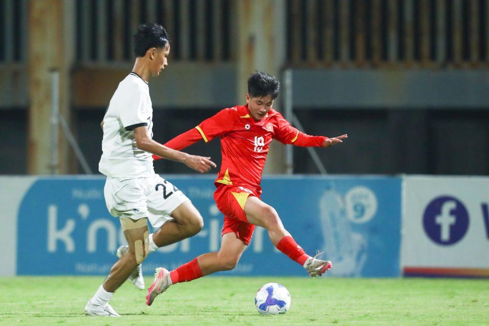 Trực tiếp U17 Việt Nam 1-0 U17 Hồng Kông: Minh Thuỷ lập siêu phẩm