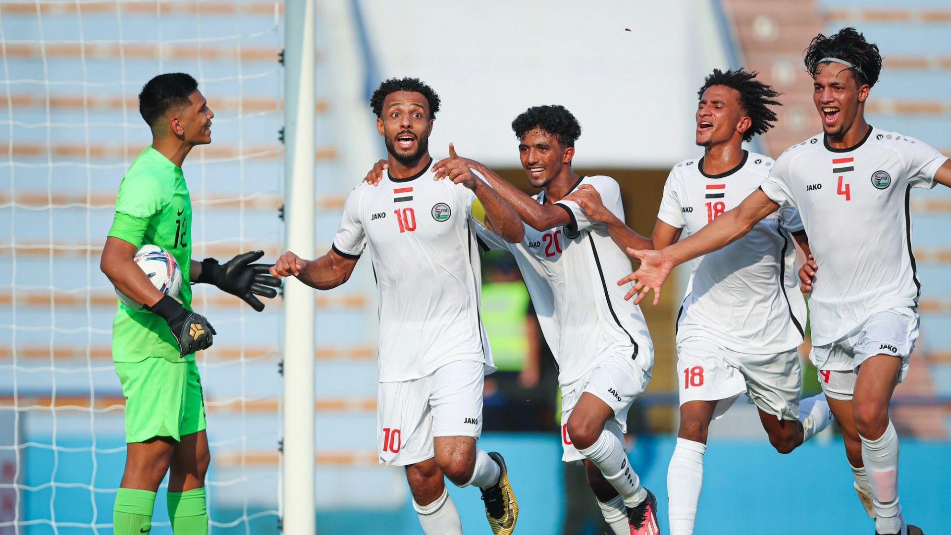 Trực tiếp U23 Yemen 2-0 U23 Singapore: Nỗ lực gỡ hòa
