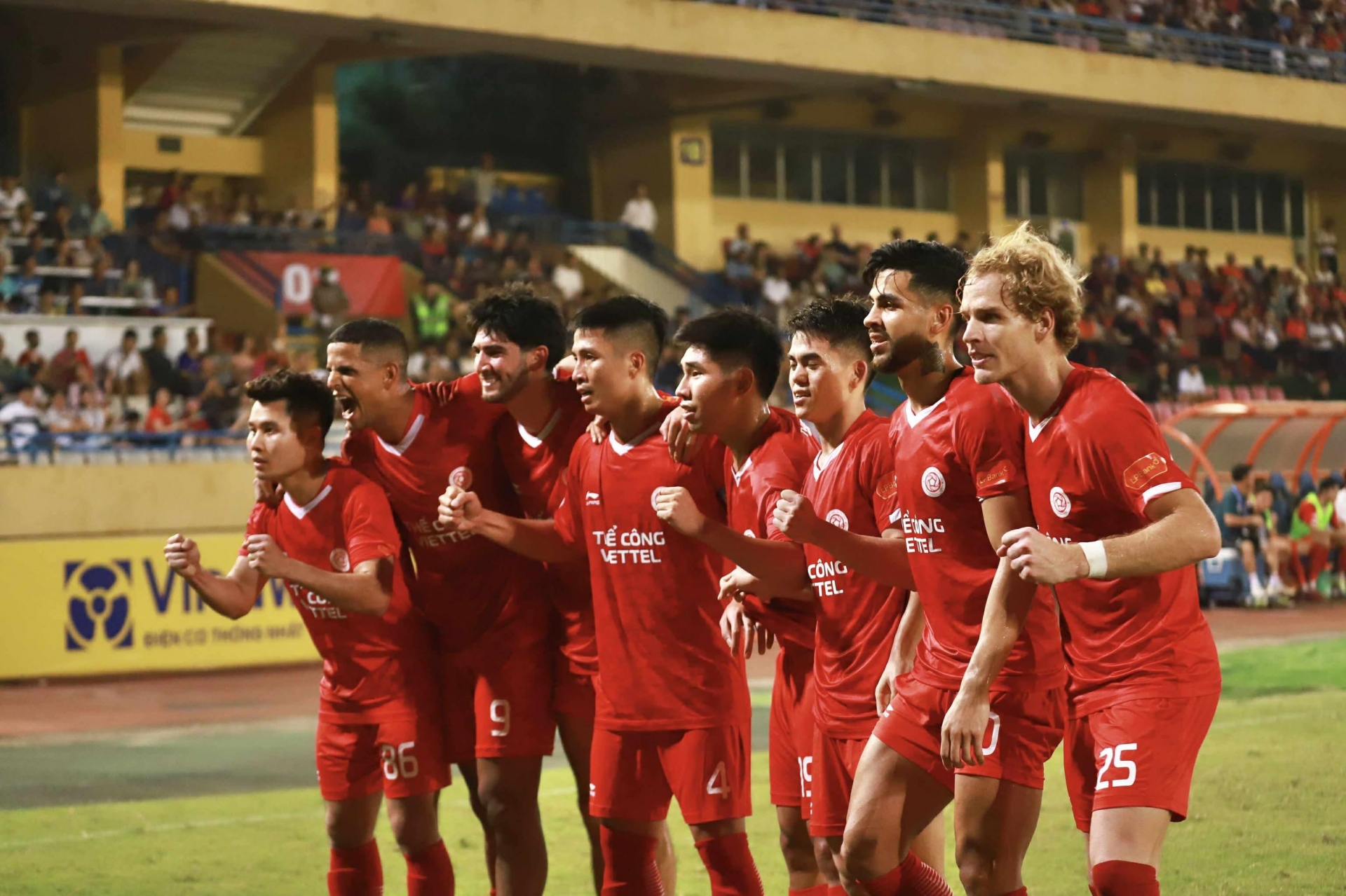 Trực tiếp Hà Nội 1-1 Viettel: Văn Khang gỡ hoà