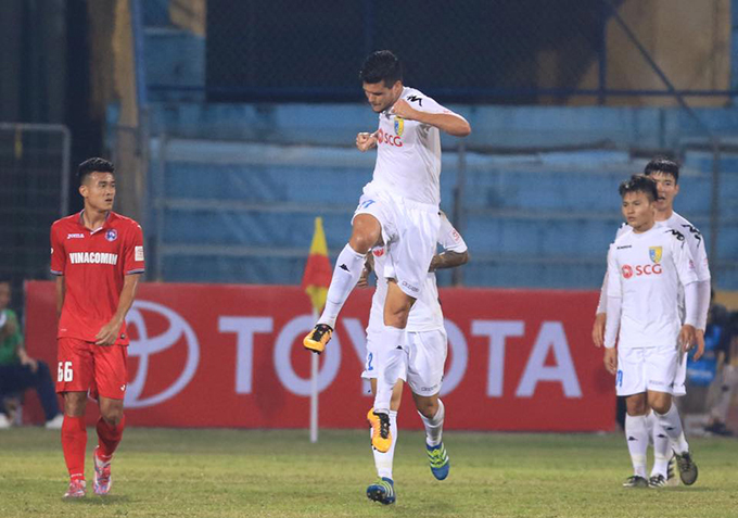 Văn Hậu, Alvaro Silva, Việt Nam, Phillipines, Heerenveen
