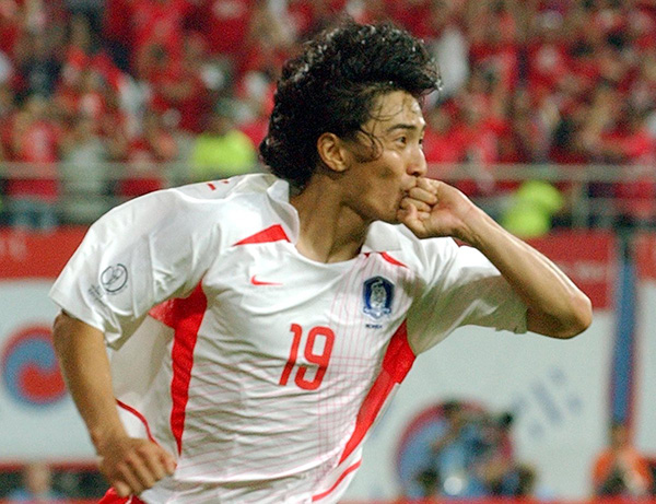 Ahn Jung Hwan, Hàn Quốc, danh thủ Hàn Quốc, HLV Park Hang Seo, Quỹ Tam Mao, trận đấu giao hữu